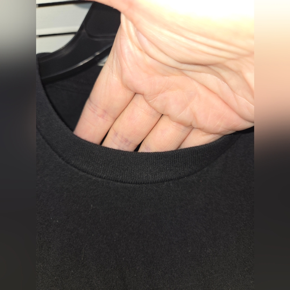 Rolling Stones Black and Red Men's L T-Shirt - Picture 4 of 10